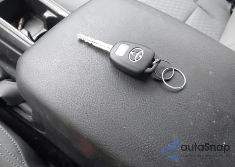 2023 Toyota Tacoma Sr V6 z USA, uszkodzony, nr VIN 3TMCZ5AN2PM630667